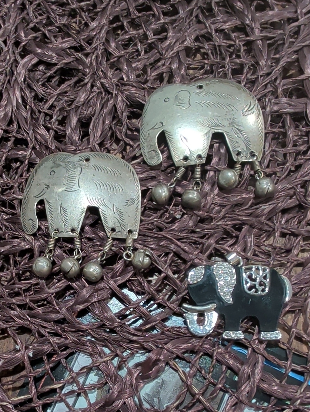Elephant Motif Pendant & Jewelry Pieces